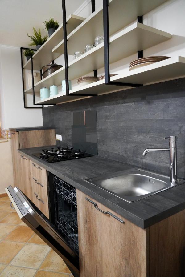 Familiainn Rooms & Apartments Πομπηία Εξωτερικό φωτογραφία