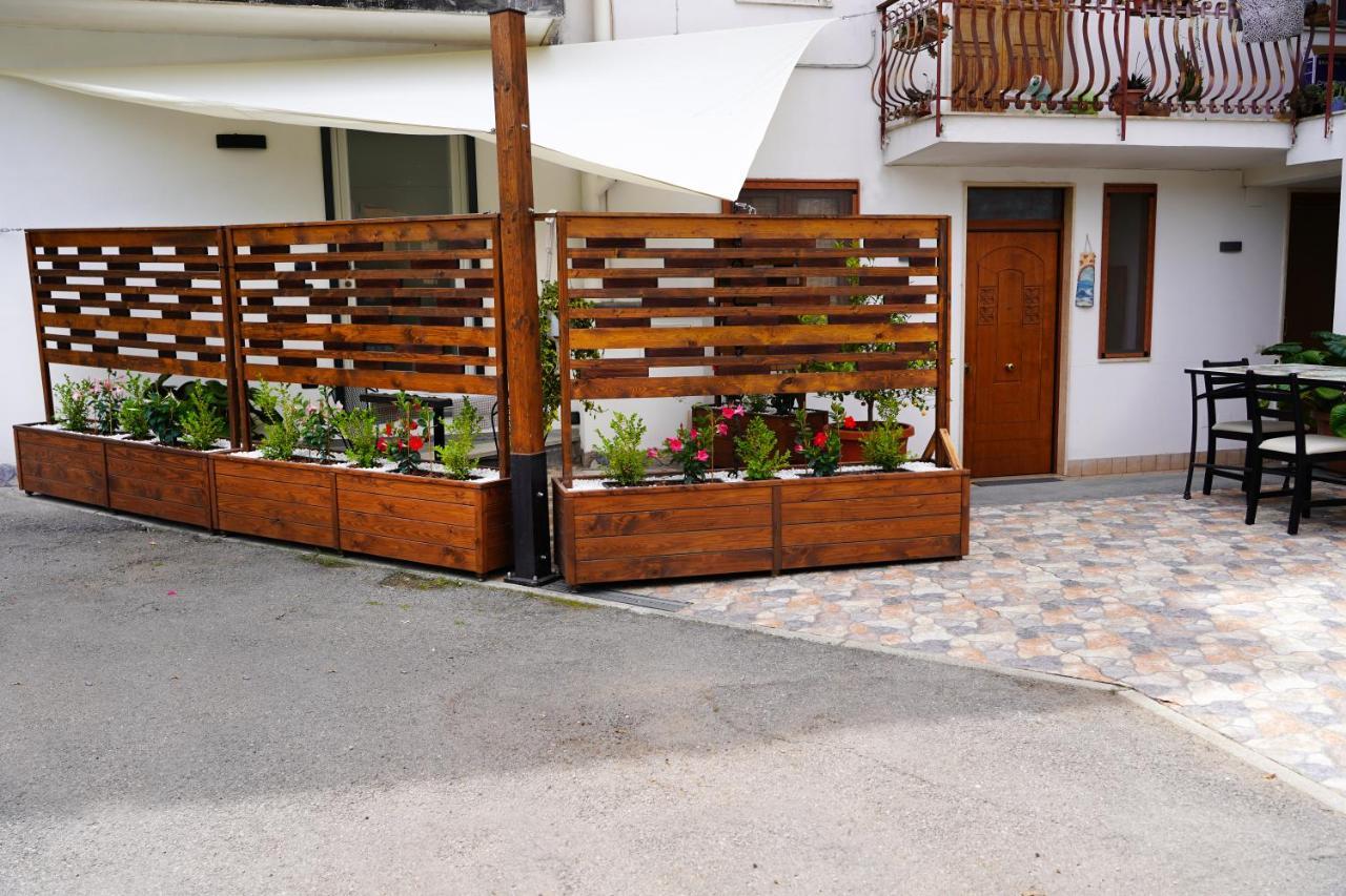 Familiainn Rooms & Apartments Πομπηία Εξωτερικό φωτογραφία